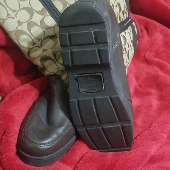 Coach Snow Boots - Picture 5 of 5